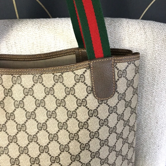 Authentic Gucci brown monogram coated canvas tote bag - Picture 5 of 16